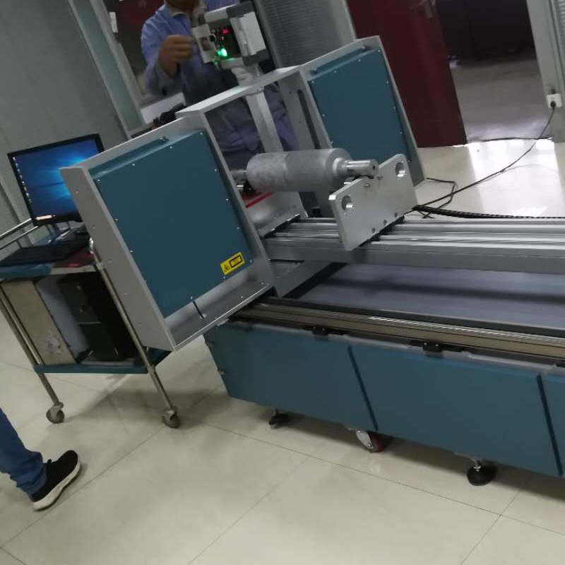 激光測徑儀在陶瓷輥行業(yè)的應用